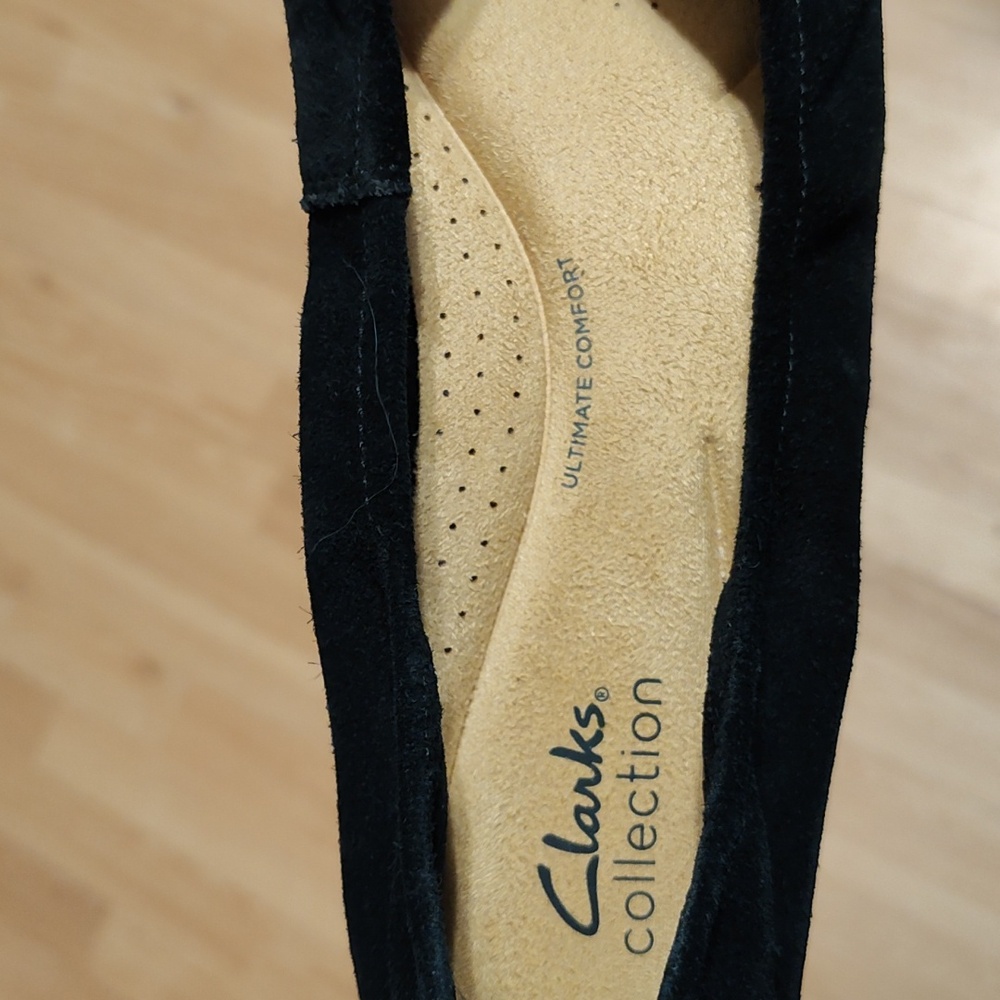 Clarks Black Suede Ballet Flats - Picture 7 of 8